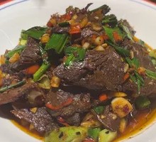 Sauce-Braised Beef