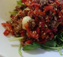Stir-Fried Beef with Yellow Onion