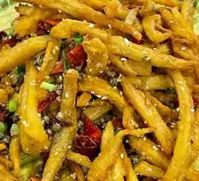 Dry-Fried Lotus Root Strips