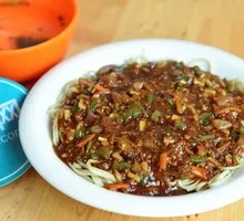 Zhajiangmian