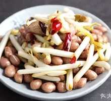 Stir-Fried Peanut Sprouts