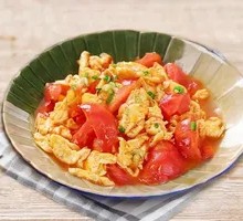 Tomato and Egg Stir-Fry