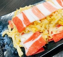 Sour Cabbage with Pork Belly