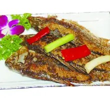 Scallion Crusted Crucian Carp