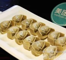 Fresh Pork Dumplings with Leeks
