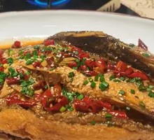 Dry-burned Large Catfish