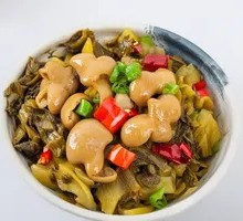 Sour Cabbage with Pork Intestines