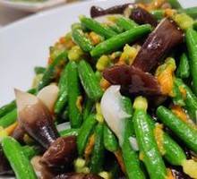 Bamboo Shoot and Mushroom Delight