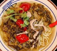 Sour Cabbage and Pork Noodles