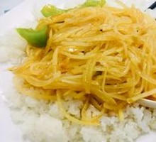 Stir-fried Green Pepper and Potato Noodles with Rice