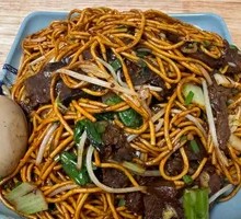 Beef Stir-Fried Noodles