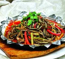 Spicy Eel in Pan