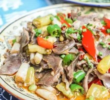 Pickled Lotus Root with Chicken Offal Stir-fry