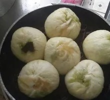 Snow Cabbage and Pork Dumplings
