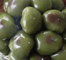 Green rice ball