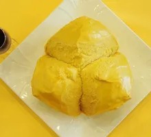 Flower-shaped Pumpkin Steamed Bun