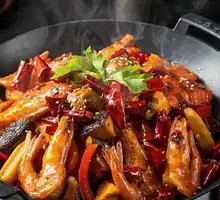 Spicy Stir-Fried Prawns in Dry Pot