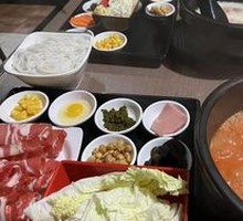 Tomato Snowflake Beef Noodle Soup