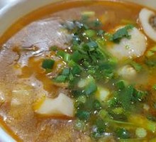Spicy Sour Beef Noodle Soup
