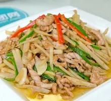 Young Ginger Stir-Fried Pork Rice Bowl