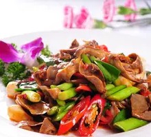 Stir-fried Pork Offal with Ginger and Scallion