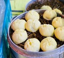 Zhong Baozi