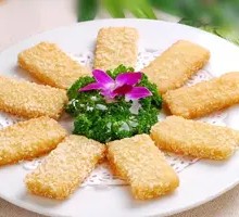 Egg-fried glutinous rice cake