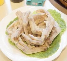 Spicy Pickled Duck Feet Noodles