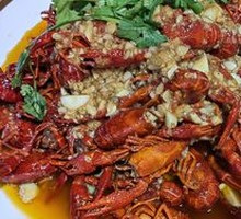 Gold Medal Garlic Lobster