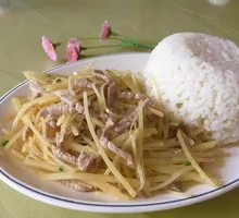 Shredded Pork with Potatoes