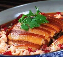 Braised pork with glutinous rice
