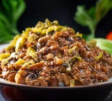 Sichuan-style Pickled Cabbage Braised Pork Rice Bowl