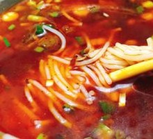 Braised Lamb with Rice Noodles