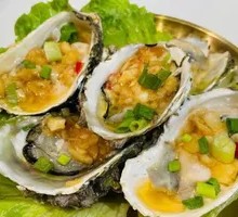 Garlic Steamed Oysters