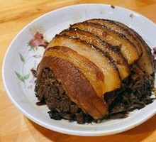 Braised pork with glutinous rice