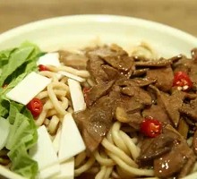 Sichuan-style Pickled Pepper Liver Noodles