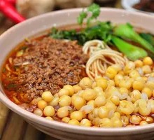 Spicy Broad Noodles with Pea Paste
