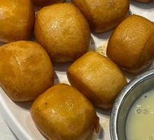 Milk-flavored Steamed Buns