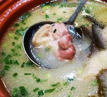 Sea Kelp and Pig Trotter Stew