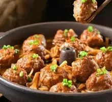 Homestyle Soup-filled Beef Meatballs