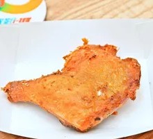 Stewed Pork Shank with Herbal Ingredients