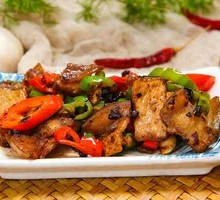 Green Pepper with Preserved Meat
