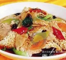 Fried Rice Noodles with Pork