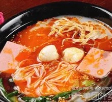 Tomato Braised Pork Noodles
