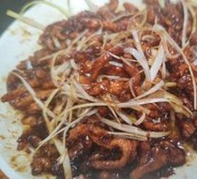 Beijing-style Shredded Pork in Soy Sauce