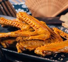Spicy Braised Duck Wings