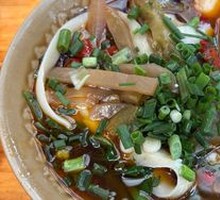 Sour Cabbage Knife-Pressed Noodles