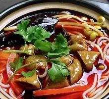 Braised Pork Intestine Rice Noodles