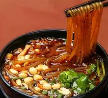 Sichuan Vegetarian Sour Spicy Noodles