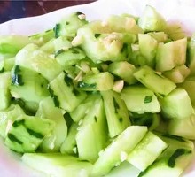 Cold-Pressed Green Cucumber Salad